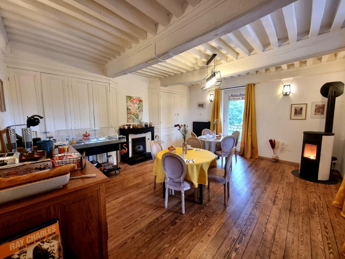 Bed and Breakfast Le Manoir- Cluny Exterior foto